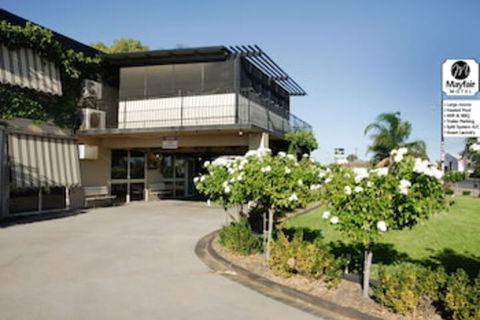 Mayfair Motel - Accommodation Ballina 0
