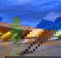 Motel Meneres - Accommodation Ballina