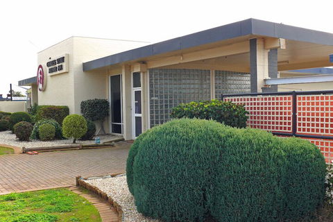 Charles Sturt Motor Inn West Wyalong - Accommodation Ballina 5