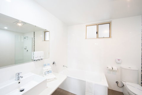 New England Motor Lodge - Accommodation Ballina 4