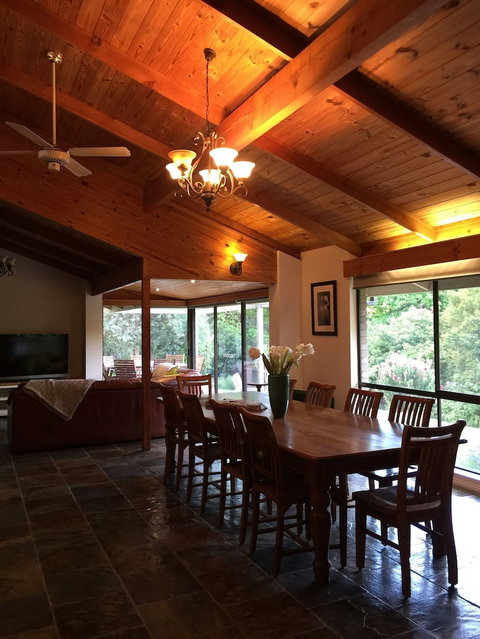 Forest Lodge Chalets - Accommodation Ballina 6