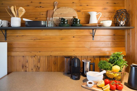 North Lodge Cottages - Accommodation Ballina 1