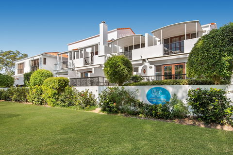 Villa Aqua - Accommodation Ballina 0