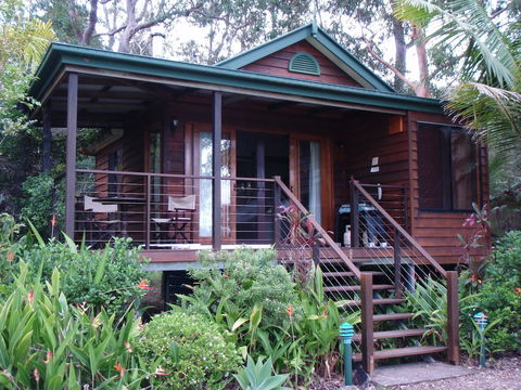 Lake Weyba Cottages - Accommodation Ballina 1