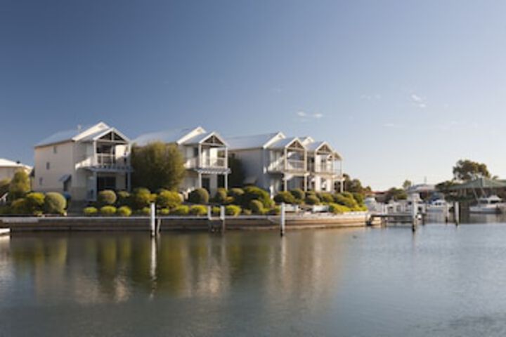 Paynesville VIC Accommodation Ballina