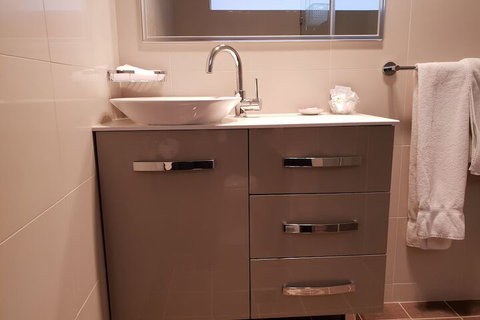 Leagues Motel - Accommodation Ballina 2