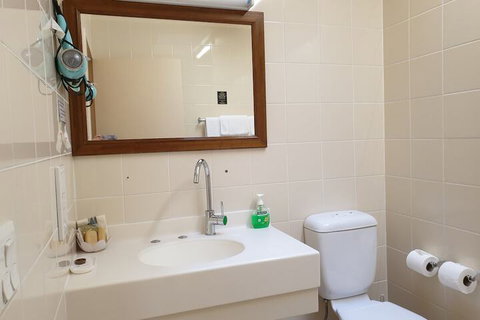 Leagues Motel - Accommodation Ballina 3