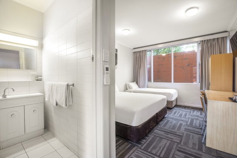 Meadow Inn Hotel-Motel - Accommodation Ballina 5