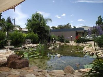 Golden Leaf Motor Inn - Accommodation Ballina 2