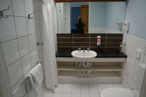 Golden Leaf Motor Inn - Accommodation Ballina 5