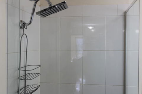 Australian Home Away At East Doncaster Andersons Creek 1 - Accommodation Ballina 5