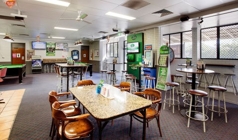 Upper Ross Hotel - Accommodation Ballina 4