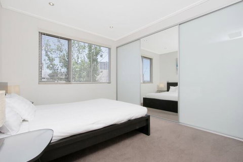 Accommodate Canberra - Glebe Park - Accommodation Ballina 6