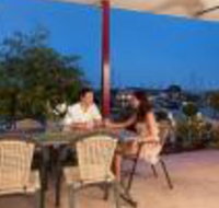 La Marina Waterfront Villa - Accommodation Ballina