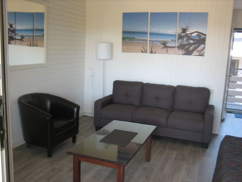 Regency Waterfront Motel - Accommodation Ballina 2