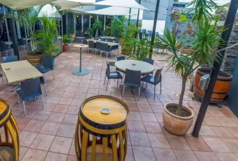 Lockleys Hotel - Accommodation Ballina 6
