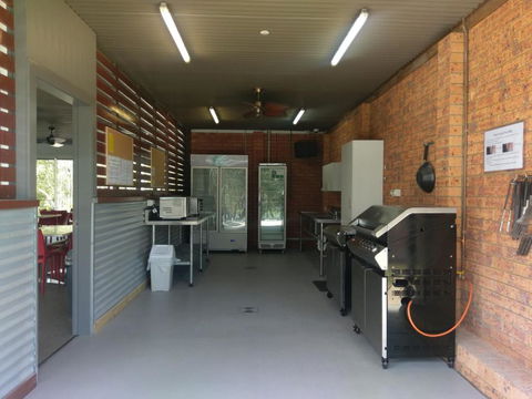 Tuncurry Lakes Resort - Accommodation Ballina 4