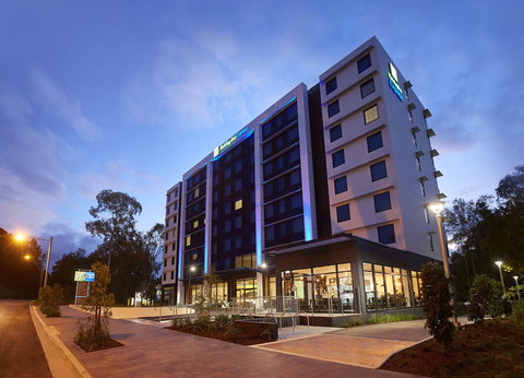 Holiday Inn Express Sydney Macquarie Park, An IHG Hotel - Accommodation Ballina 0