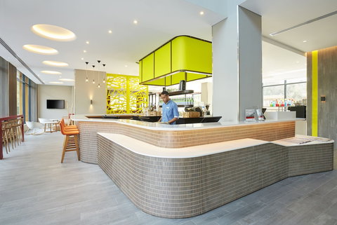 Holiday Inn Express Sydney Macquarie Park, An IHG Hotel - Accommodation Ballina 2