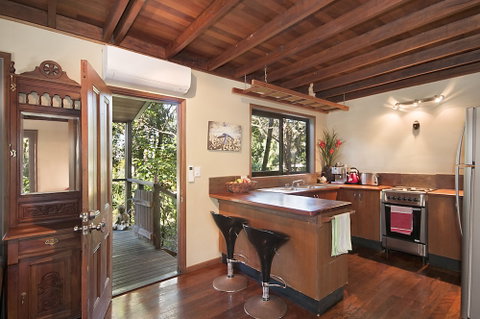 Buddha's Bungalow - Accommodation Ballina 1
