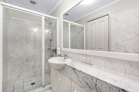 ULTIQA Rothbury Hotel - Accommodation Ballina 5