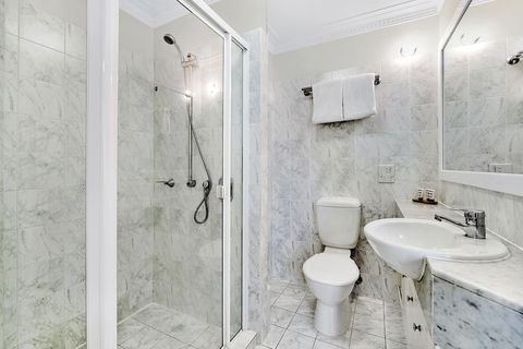 ULTIQA Rothbury Hotel - Accommodation Ballina 4