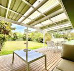 Hayes Beach House Jervis Bay Pet Friendly Award Winner Fireplace - Accommodation Ballina