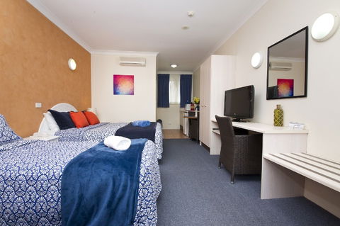 Tuncurry Beach Motel - Accommodation Ballina 1