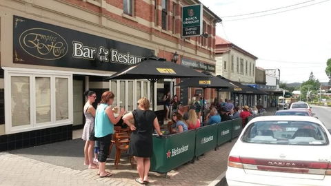 Empire Hotel Deloraine - Accommodation Ballina 3
