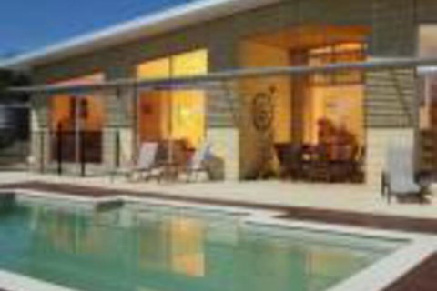 The Chocolate Lily Bed & Breakfast - Accommodation Ballina 0