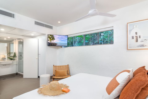 Seascape Holidays - Club Tropical Apts - Accommodation Ballina 2