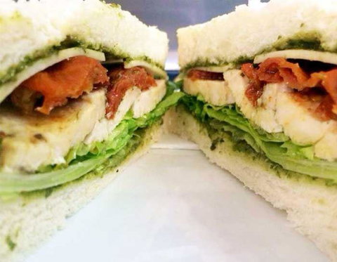 Faro Bianco Italian Restaurant & Wood Fired Pizza - Accommodation Ballina 6