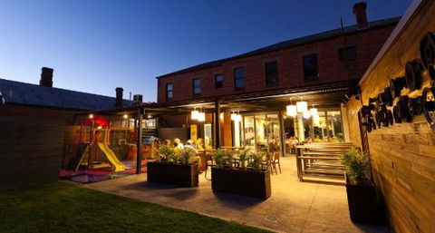 The Tatura Hotel - Accommodation Ballina 0
