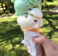 The Rainbow Ice Cream Shop - Accommodation Ballina