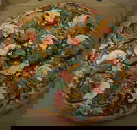 4 Shore Pizza  Pasta - Accommodation Ballina