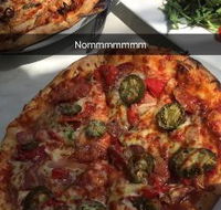 Avoca Woodfire Pizza Cafe - Accommodation Ballina
