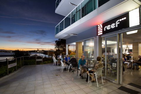 Reef Bar Grill - Accommodation Ballina 0