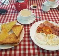 Roses Ice Cream Parlour and Cafe' - Accommodation Ballina