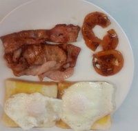 Lucky's Charcoal Chicken  Coffee Lounge - Accommodation Ballina