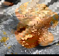 Syd  Phyllis - Accommodation Ballina