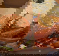 Zigzag Burgers n' Salads - Accommodation Ballina