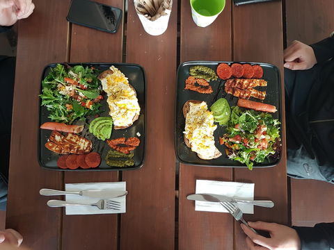 Quotes Cafe - Accommodation Ballina 0