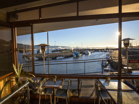 Bombora Seafood - Accommodation Ballina 0