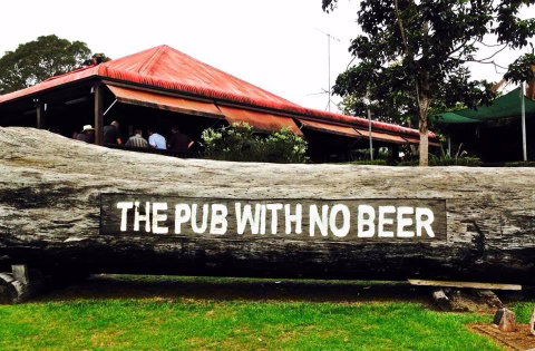 The Pub With No Beer - Accommodation Ballina 1