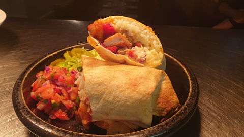 The Coughing Gherkin - Accommodation Ballina 1