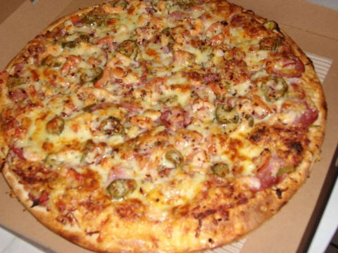 Angies Pizza Bar - Accommodation Ballina 0
