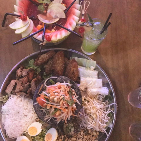 The Full Moon Bar & Restaurant - Accommodation Ballina 0