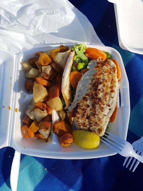 Florentine Pizza & Charcoal Chicken - Accommodation Ballina 0