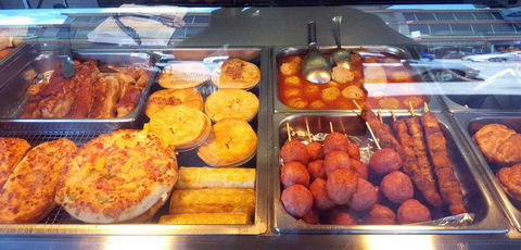 Vinata's Hot Bread - Accommodation Ballina 0