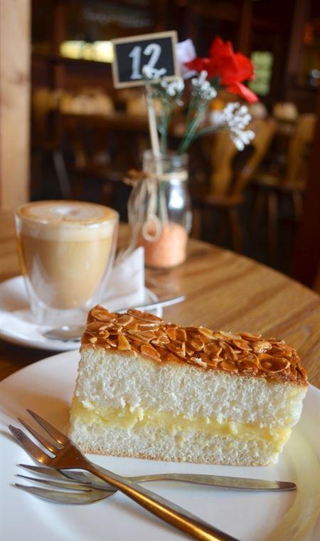 Lyndoch Bakery & Restaurant - Accommodation Ballina 4